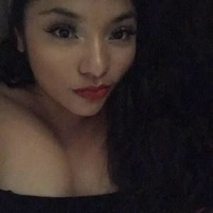 Meet your Posher, Yvette